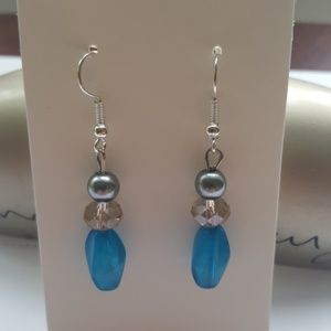 Gray/ Blue 💙/ Statement Earrings 💎⭐️